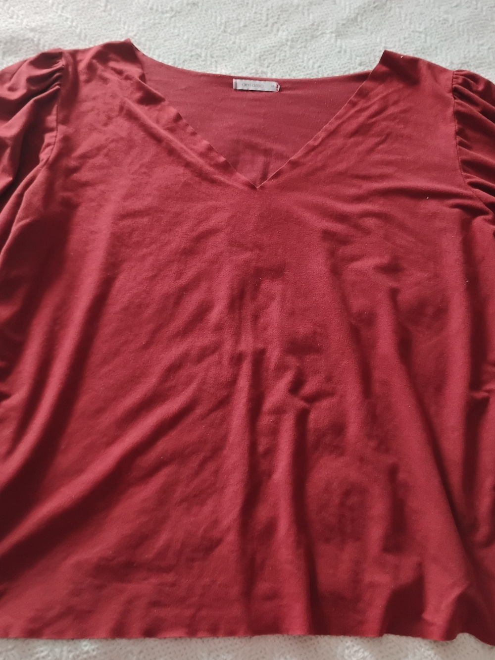 Women's V-Neck Short Sleeve Blouse in Wine Red